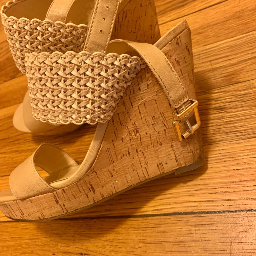 Jessica Simpson wedges - Picture 2 of 2